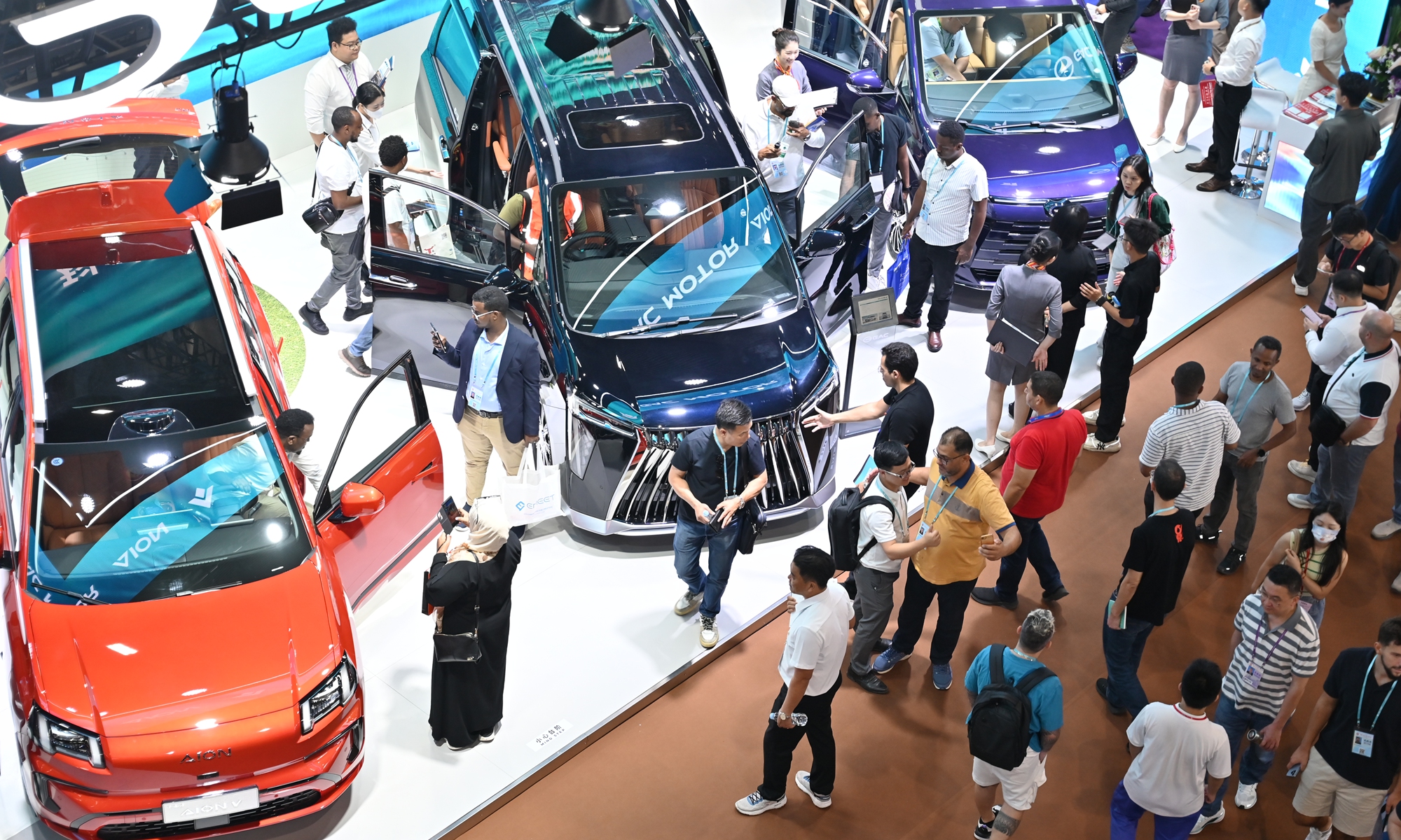 Pavillon automobile et véhicules électriques